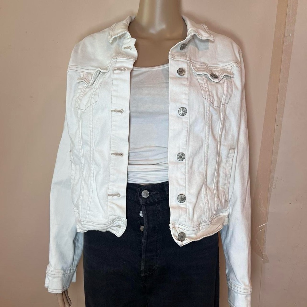 white vintage gap denim jacket